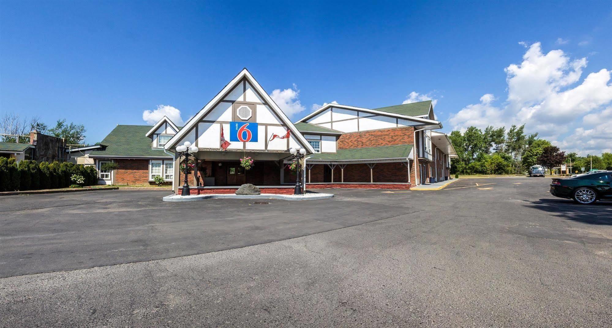 Motel 6-Trenton, On Екстер'єр фото