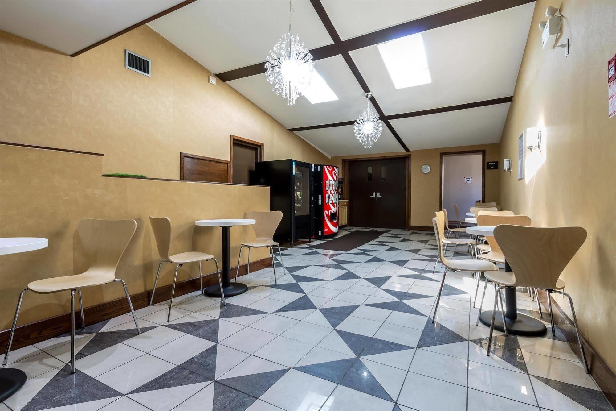 Motel 6-Trenton, On Екстер'єр фото